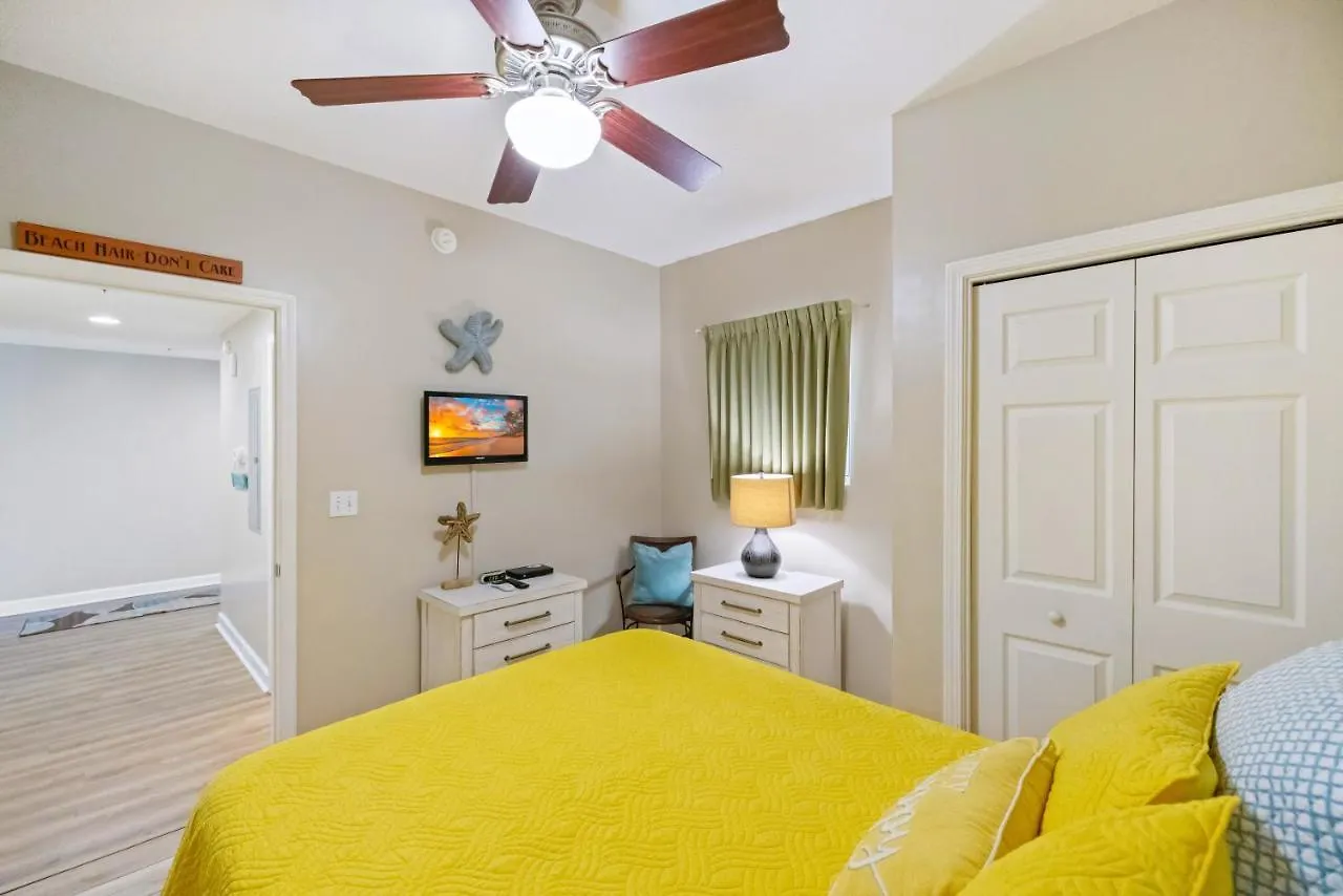 Apartment Beachfront Stunning View 100 Ft Long Swimming Pool Panama City Beach